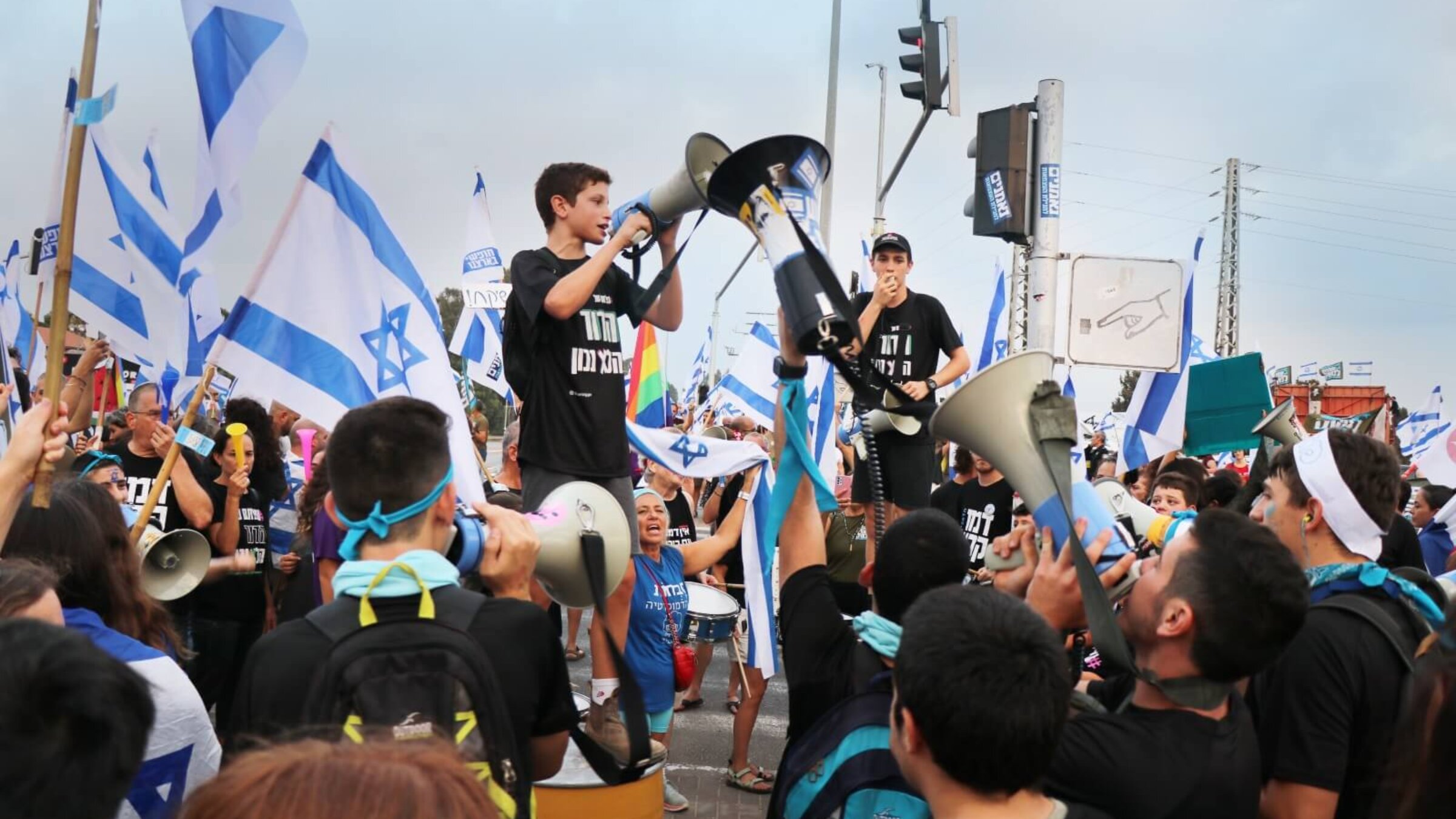 Tal and Edo ensure that kids of all ages get a chance to speak.