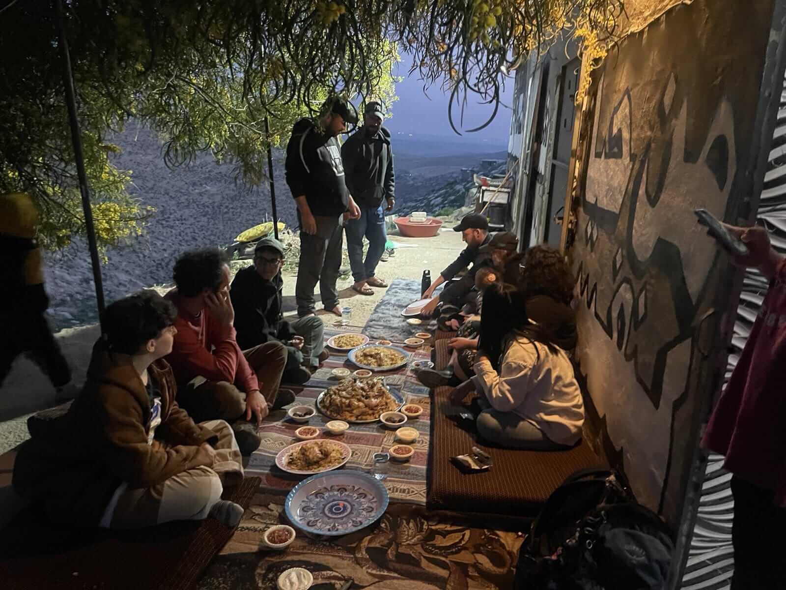 SOLIDARITY ACTIVISTS MEAL